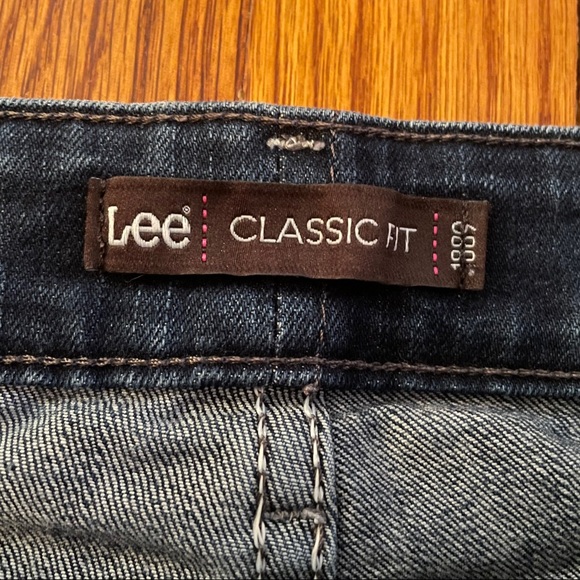 Lee Classic Fit denim jeans - Picture 2 of 4
